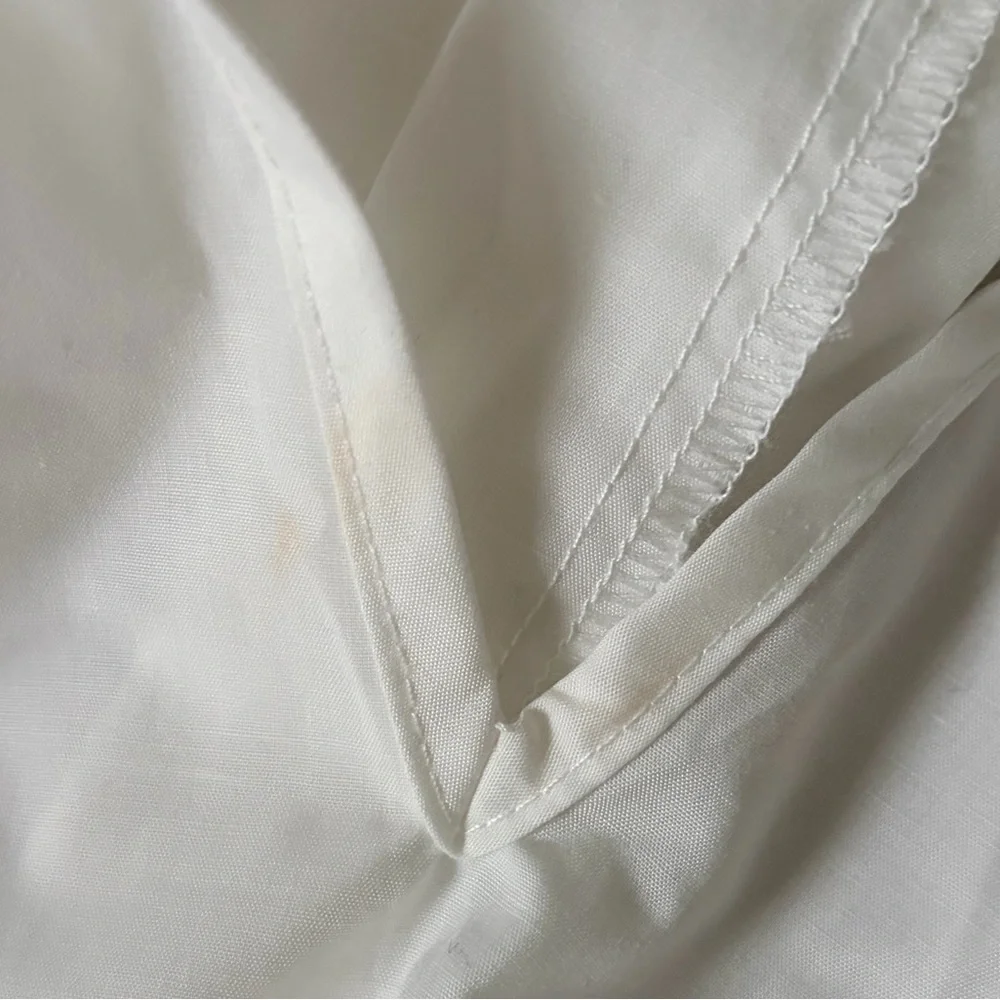 White Floral Scalloped Entro Top - Picture 7 of 7